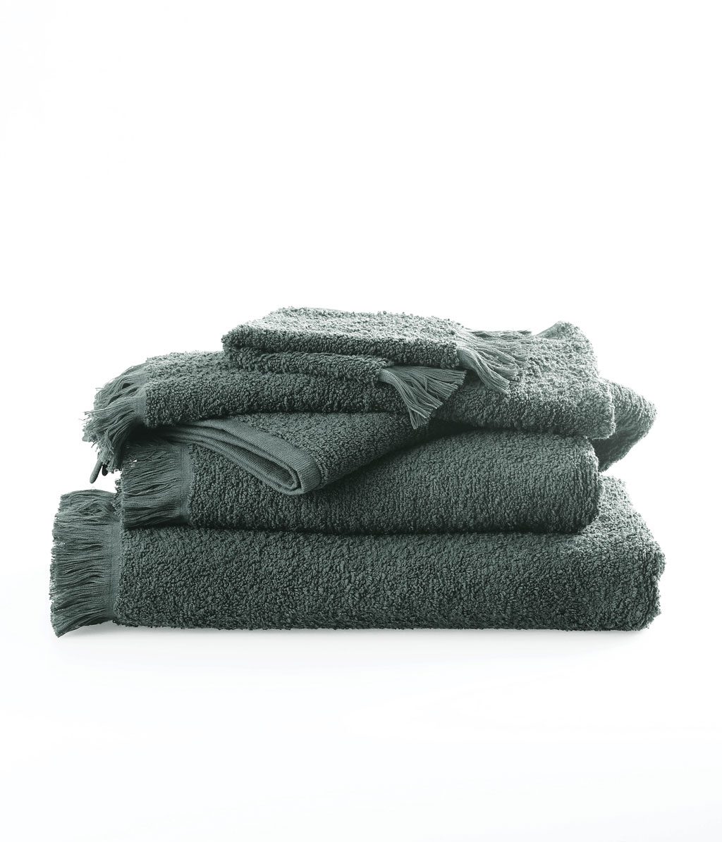 700 GSM Premium Hand Towels - British Wholesales