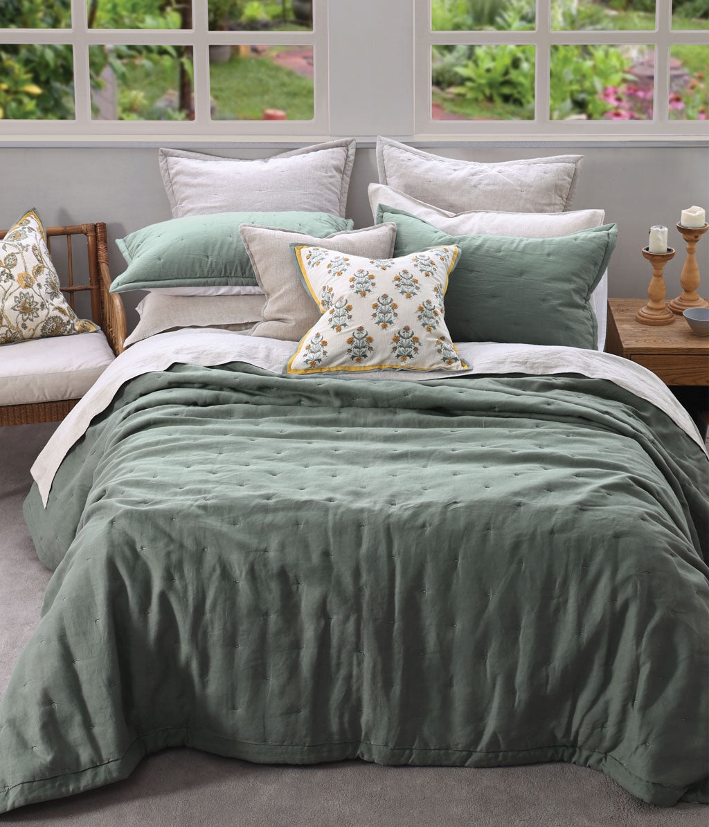 Laundered Linen Bedspread Set Seagrass