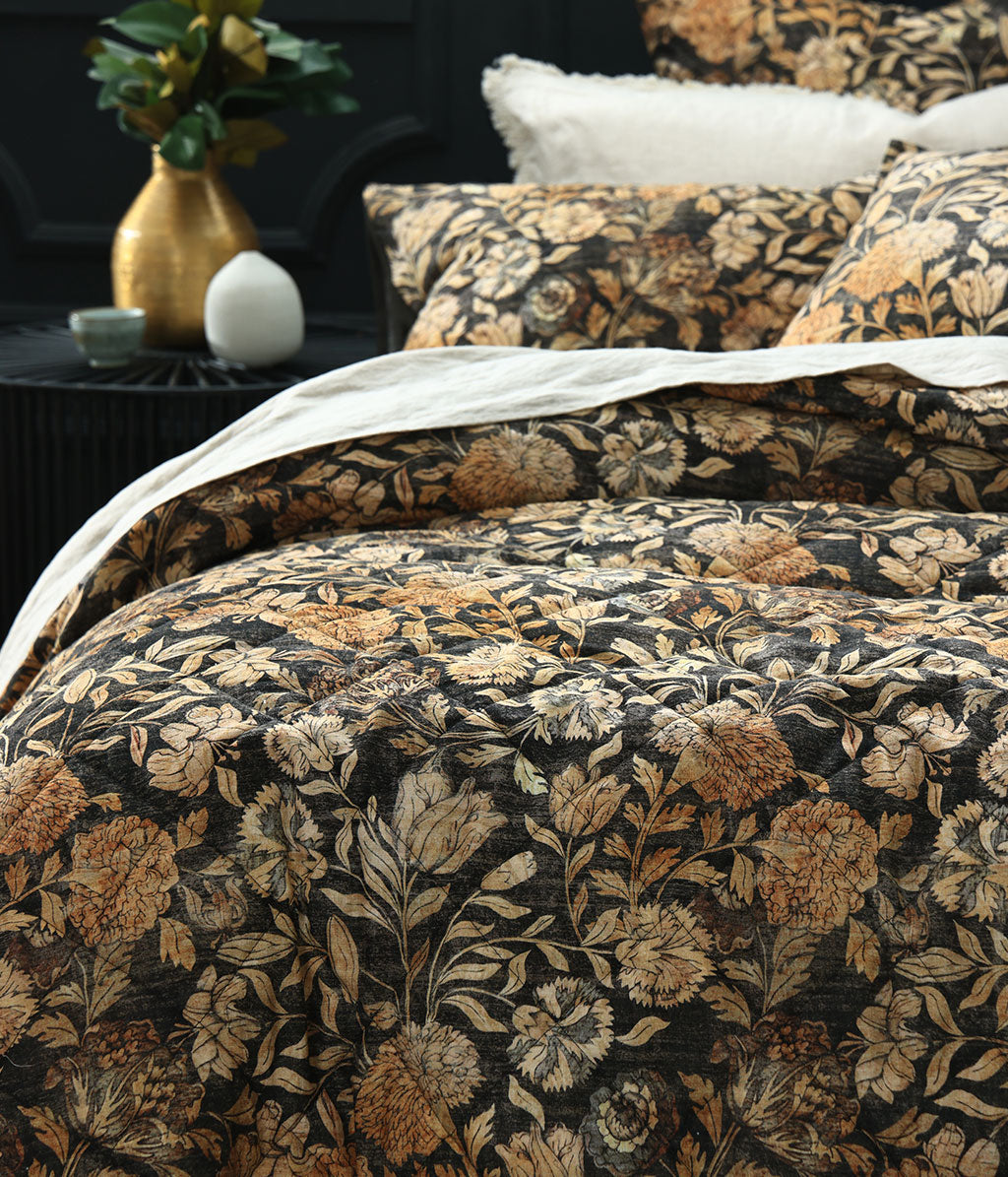 Beaumont Bedspread Set